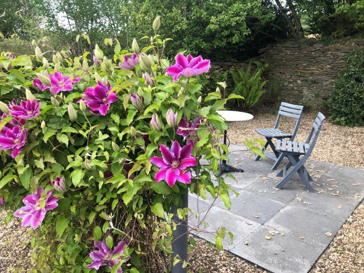 The Lotus. Romantic, Rural Hideaway Near Huelgoat Loqueffret Экстерьер фото